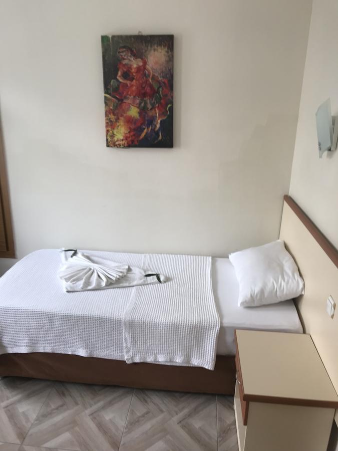 Cim Apartments Pansiyon เฟทิเย ภายนอก รูปภาพ
